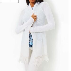 NWT Lilly Pulitzer Tatum Long Sleeve Fringe Shawl Cardigan Sweater Resort White